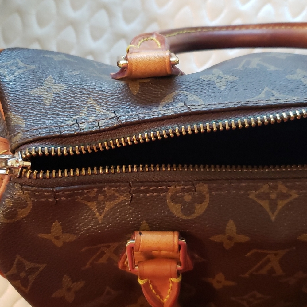 Purse - Picture 7 of 9